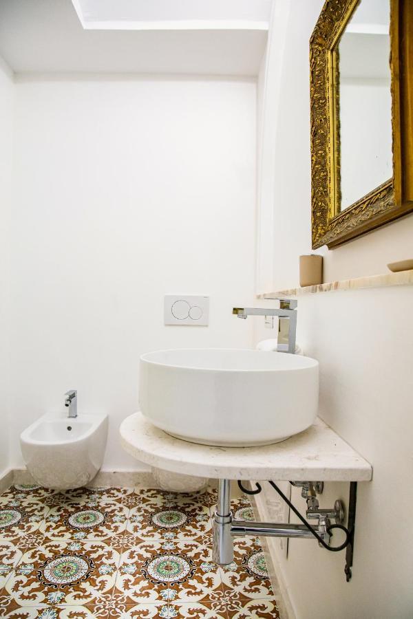 Honore De Balzac Alghero Buitenkant foto