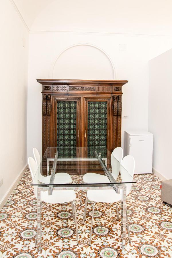 Honore De Balzac Alghero Buitenkant foto