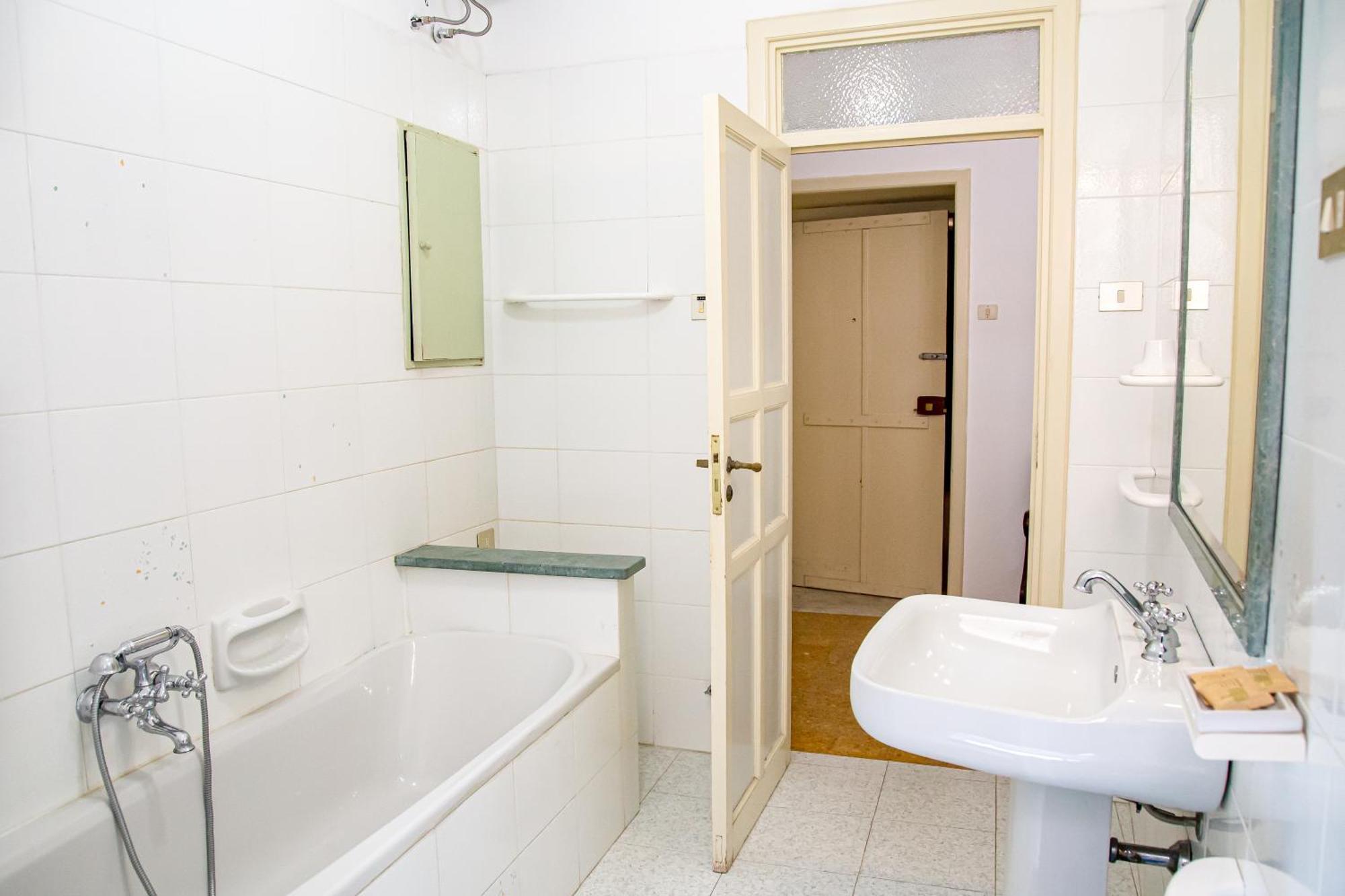 Honore De Balzac Alghero Buitenkant foto