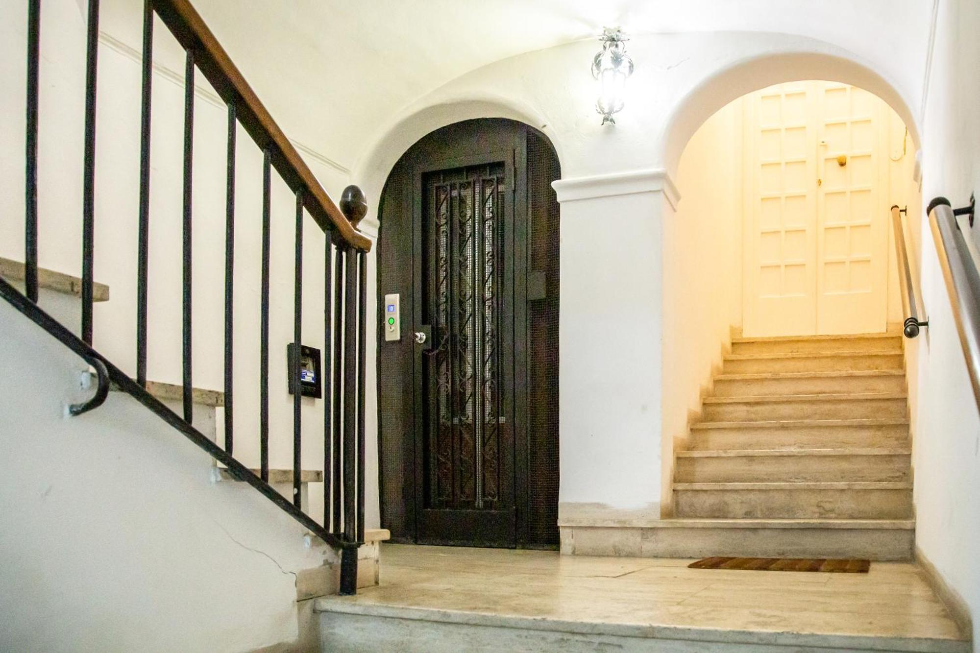 Honore De Balzac Alghero Buitenkant foto