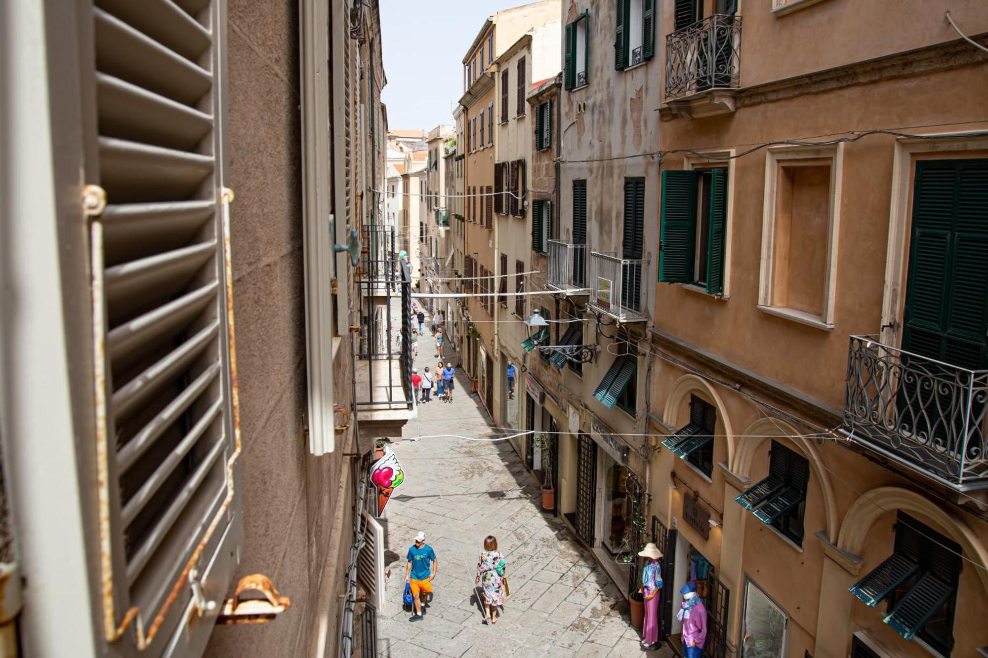 Honore De Balzac Alghero Buitenkant foto